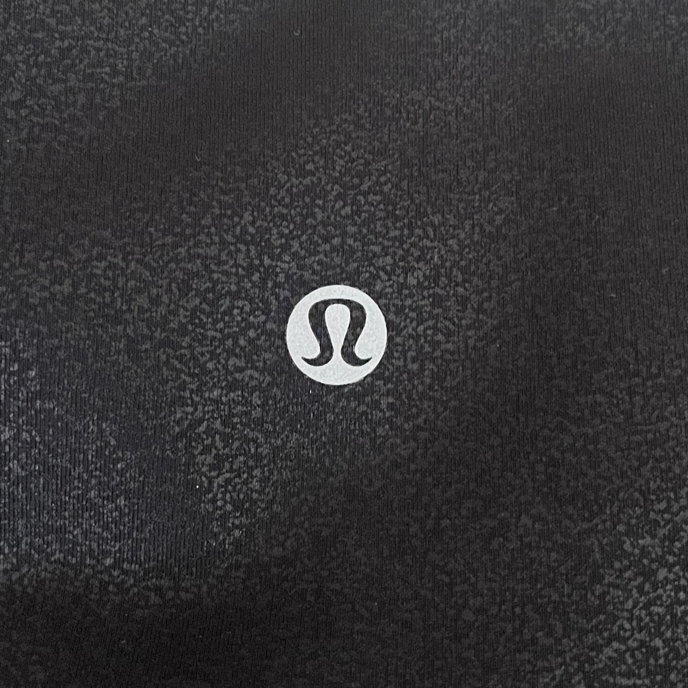{Lululemon} Wunder Under High-Rise Tight 28" Leggings in Foil Print Black - 6 - Picture 7 of 11